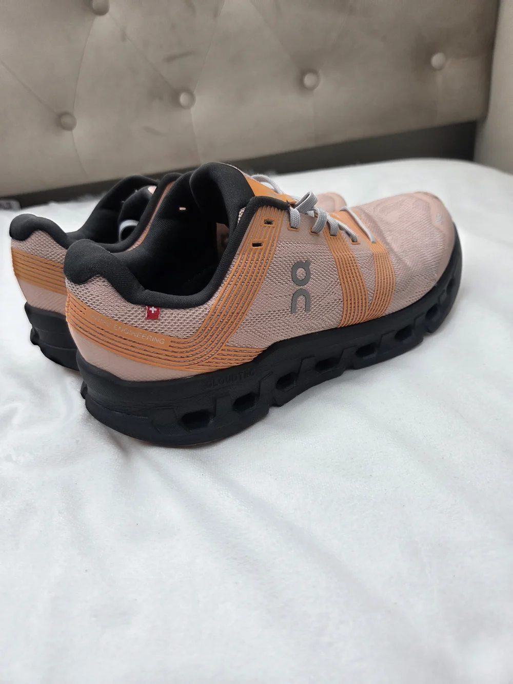 On Cloudgo Women’s 9.5 Rose Magnet Orange Running Shoes CloudTec Sneakers